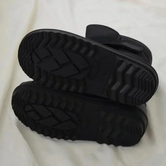 THE CHILDREN'S PLACE BlackWinter Snow Boots Size 2 - Picture 8 of 10